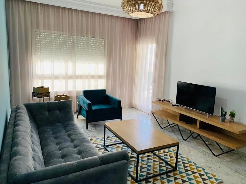 The Perfect Flat, Lac 2, Tunis contacts